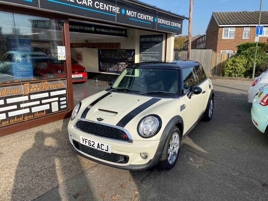 View our MINI HATCH COOPER