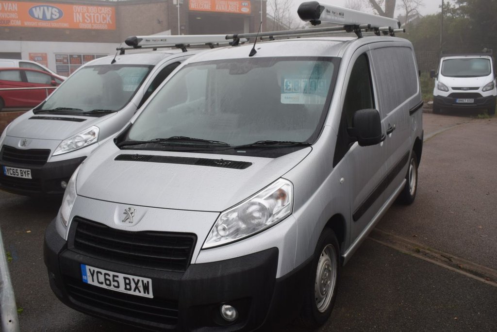 View our PEUGEOT EXPERT