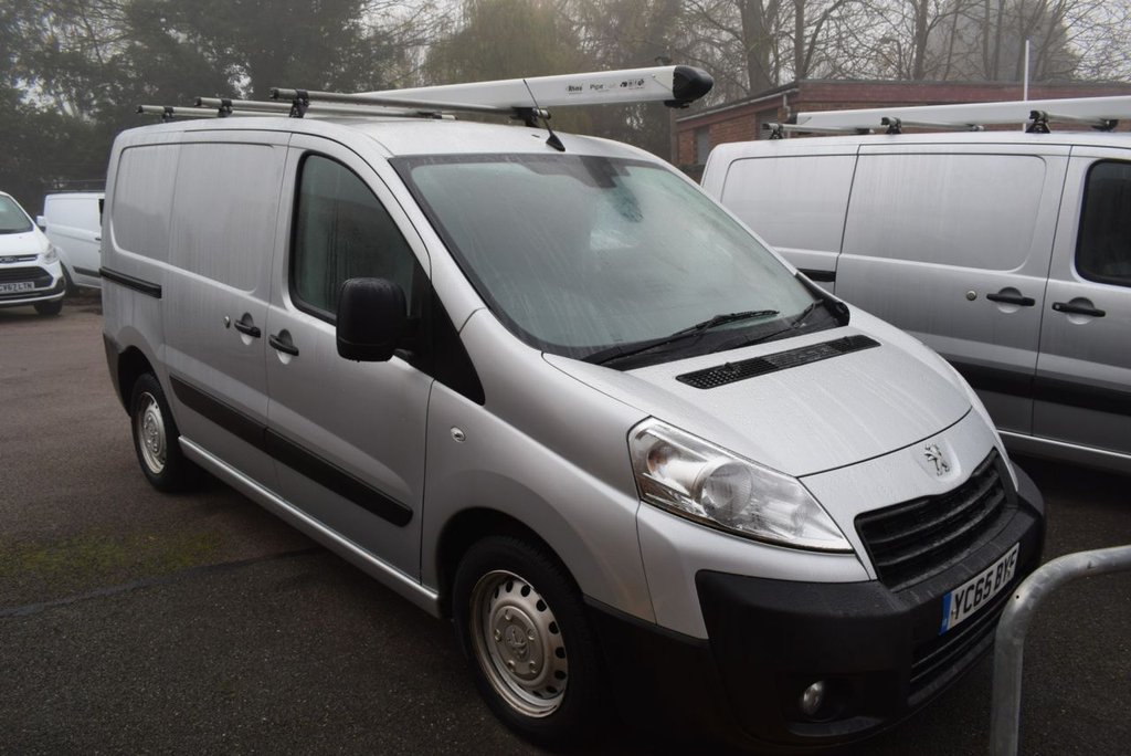 View our PEUGEOT EXPERT