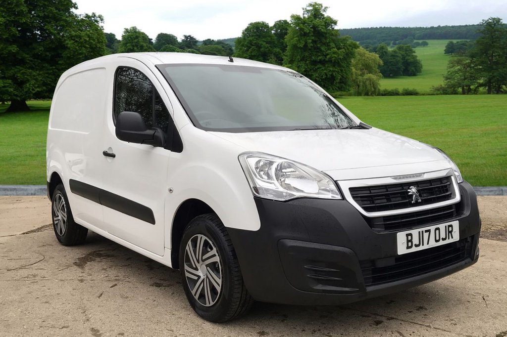 View our PEUGEOT PARTNER
