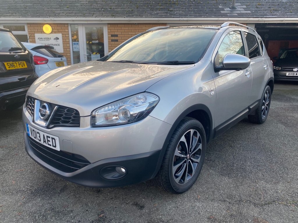 View our NISSAN QASHQAI