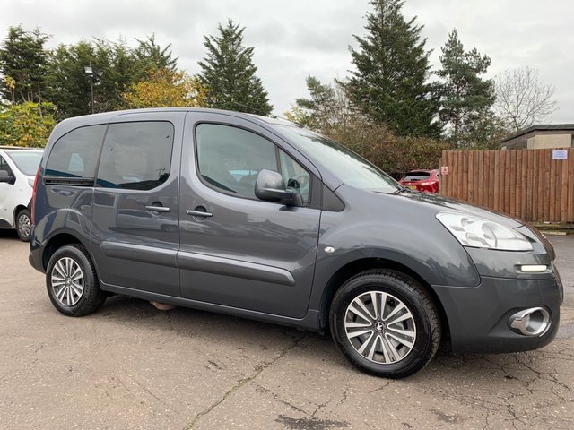 View our PEUGEOT PARTNER