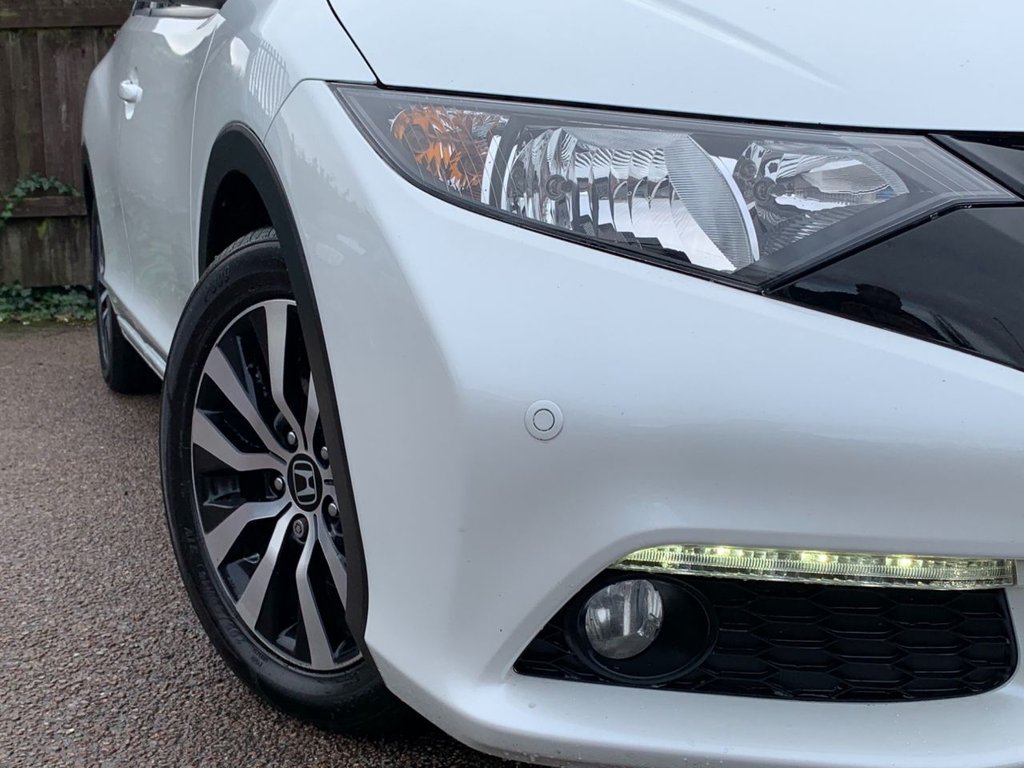 14 Honda Civic I Dtec Se Plus Tourer 6 995