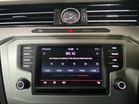 USED 2015 15 VOLKSWAGEN PASSAT 2.0 SE BUSINESS TDI BLUEMOTION TECH DSG 5d 148 BHP &pound;30 ROAD TAX SAT NAV