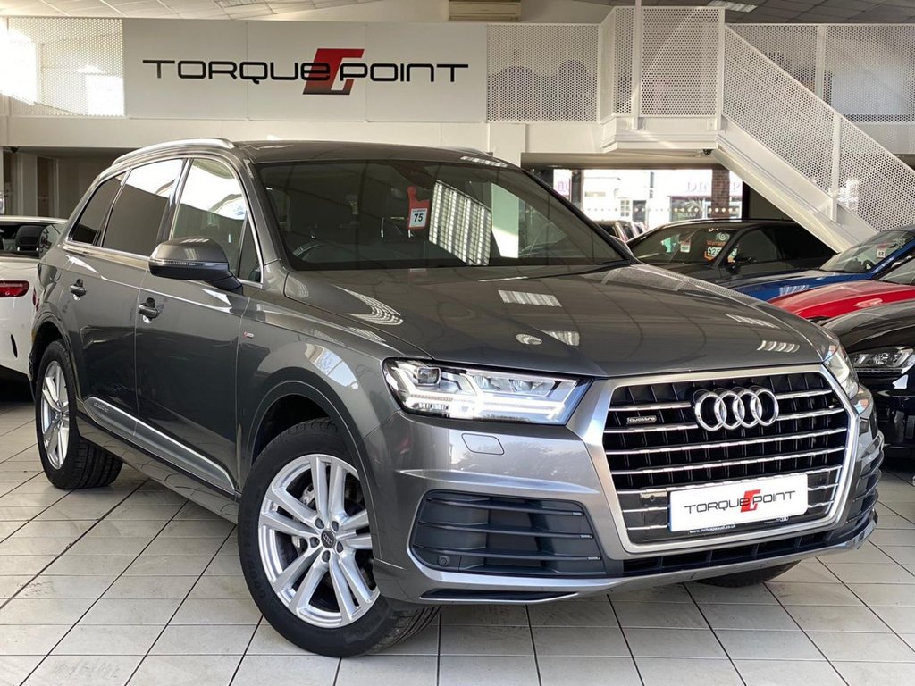 View our AUDI Q7