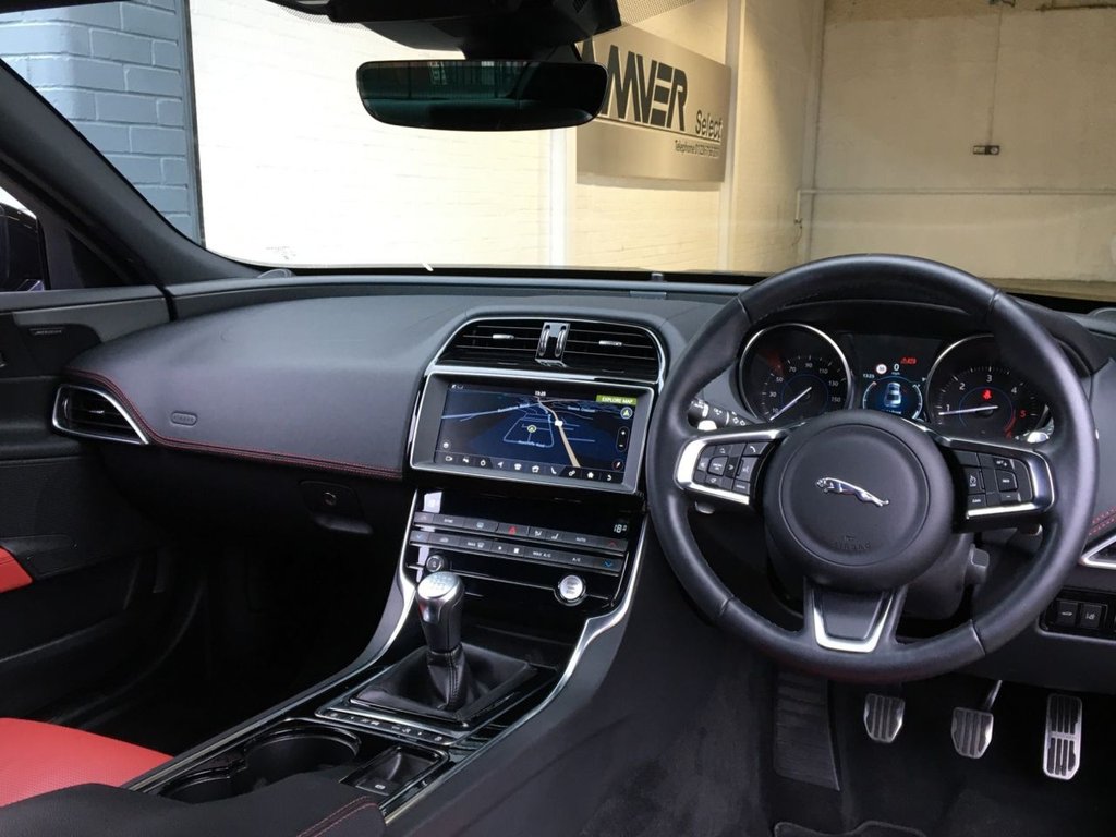 USED 2019 68 JAGUAR XE 2.0 D LANDMARK 4d 177 BHP FINANCE AVAILABLE
