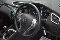 USED 2017 66 NISSAN QASHQAI 1.2 ACENTA DIG-T SMART VISION 5d 113 BHP 3 SERVICES AT NISSAN STUNNING PRICE