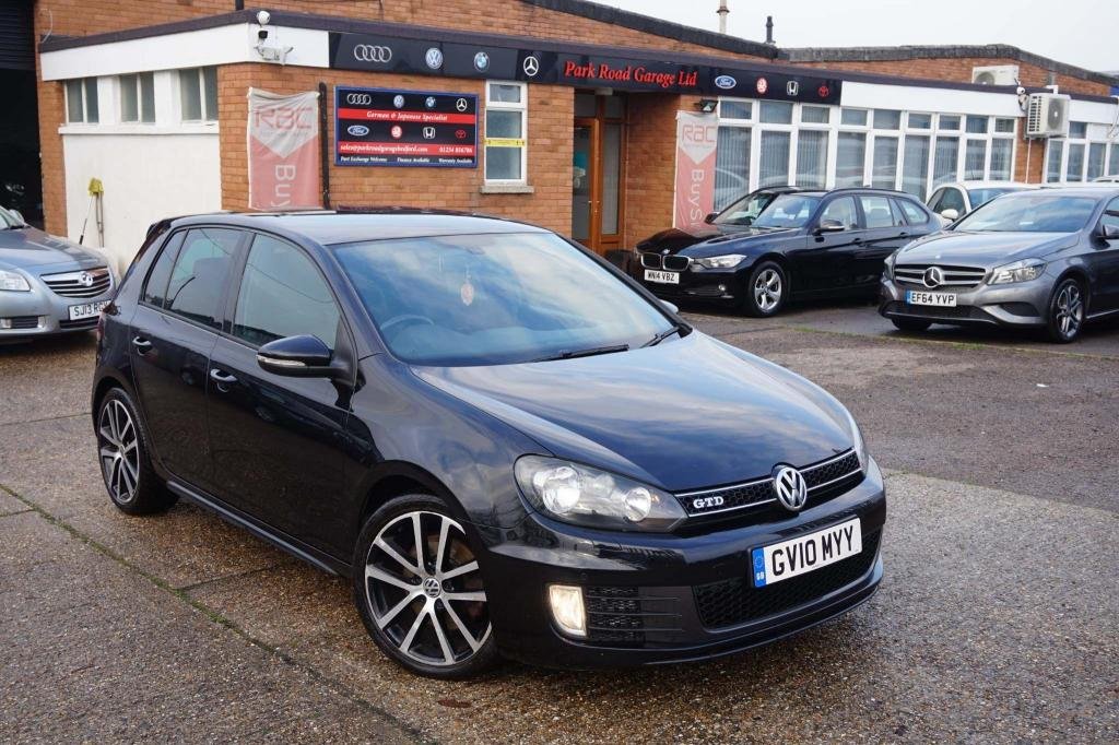 View our VOLKSWAGEN GOLF
