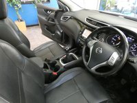 USED 2017 17 NISSAN QASHQAI 1.5 DCI TEKNA 5d 108 BHP SAT NAV LEATHER SUNROOF