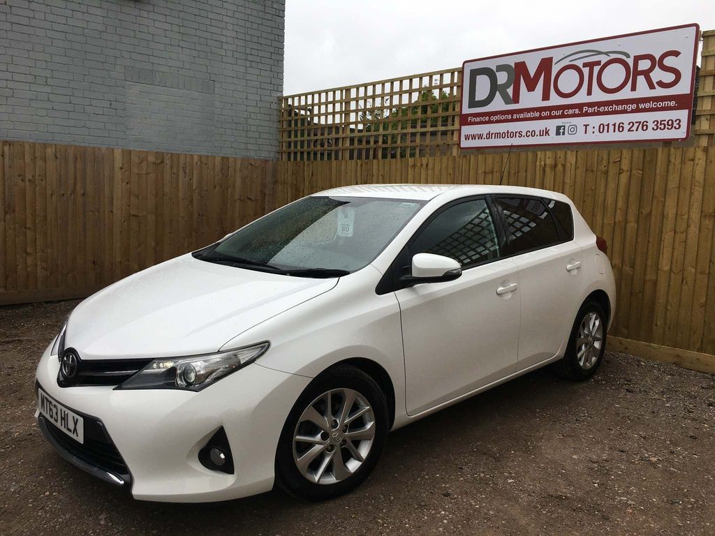 View our TOYOTA AURIS