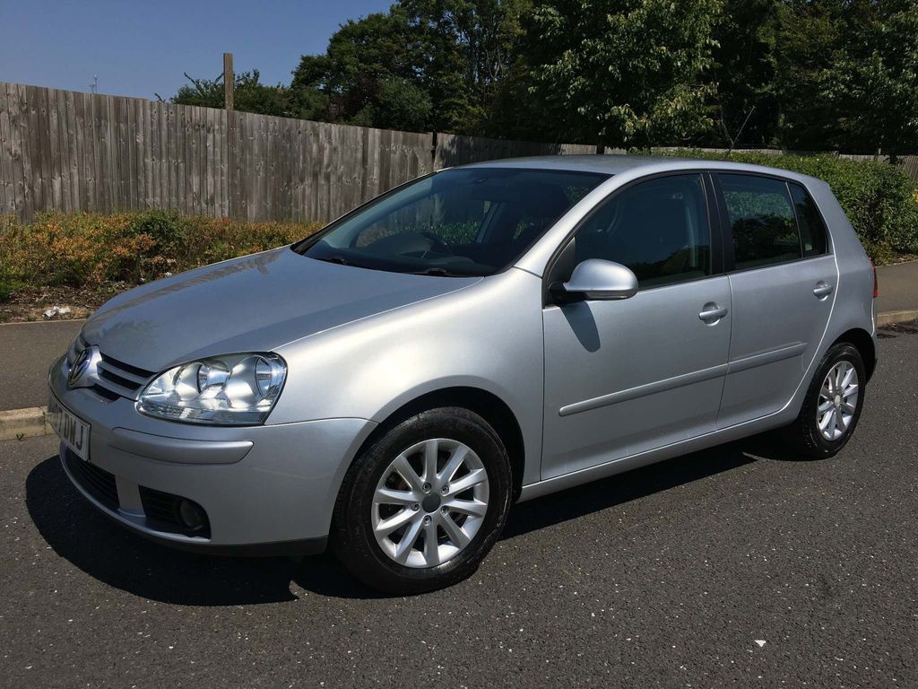 View our VOLKSWAGEN GOLF