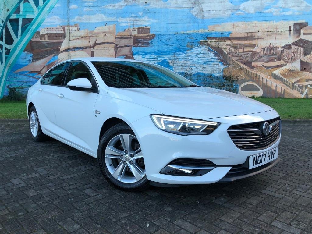 View our VAUXHALL INSIGNIA