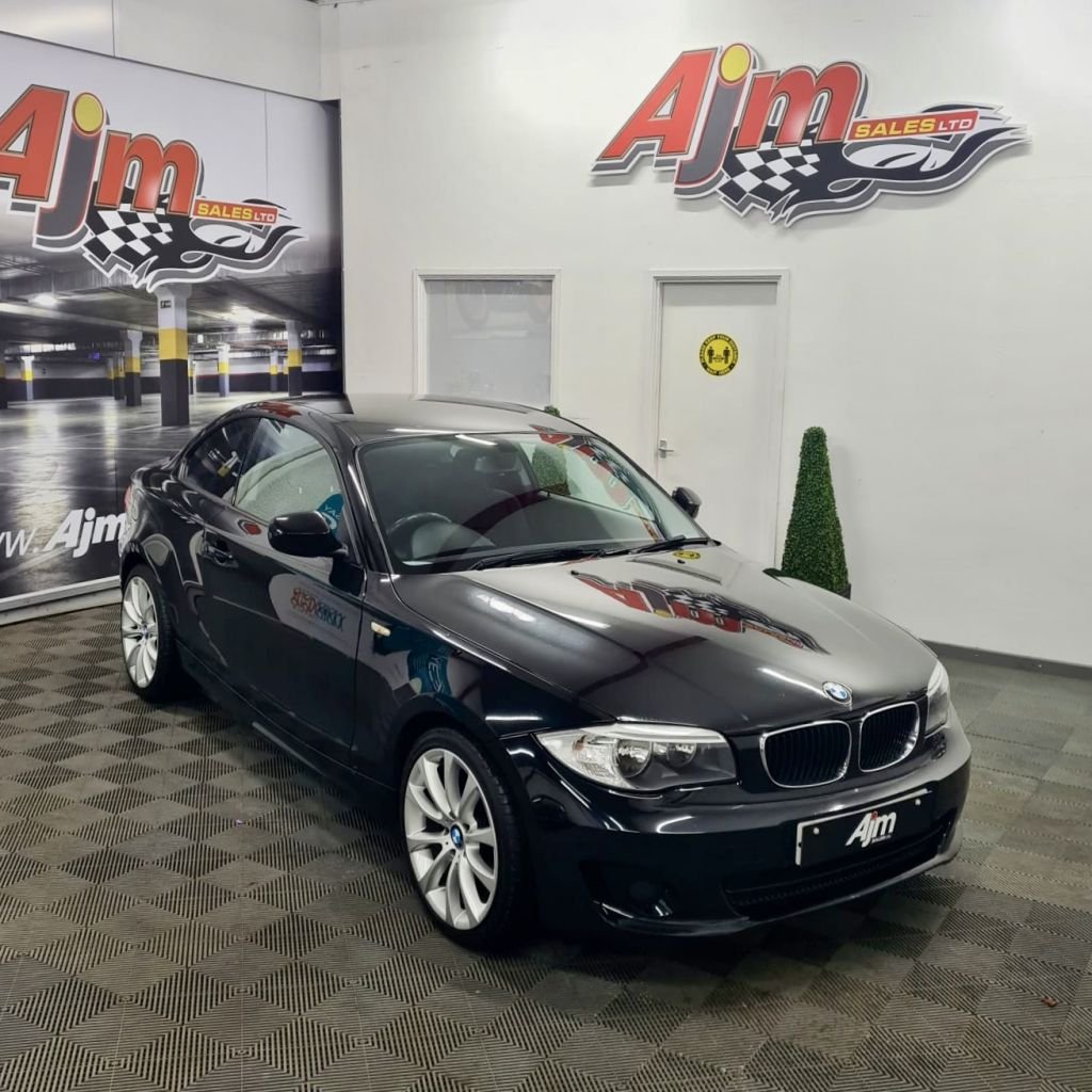 12 Bmw 1 Series 118d Es 5 995