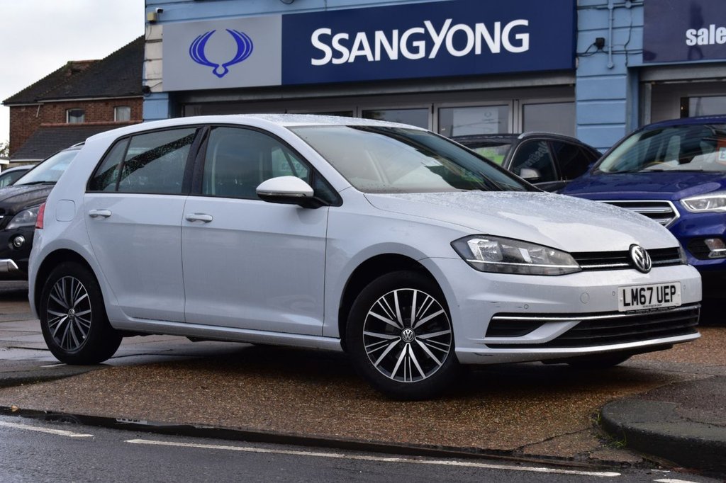 View our VOLKSWAGEN GOLF
