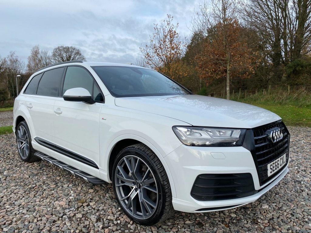 View our AUDI Q7