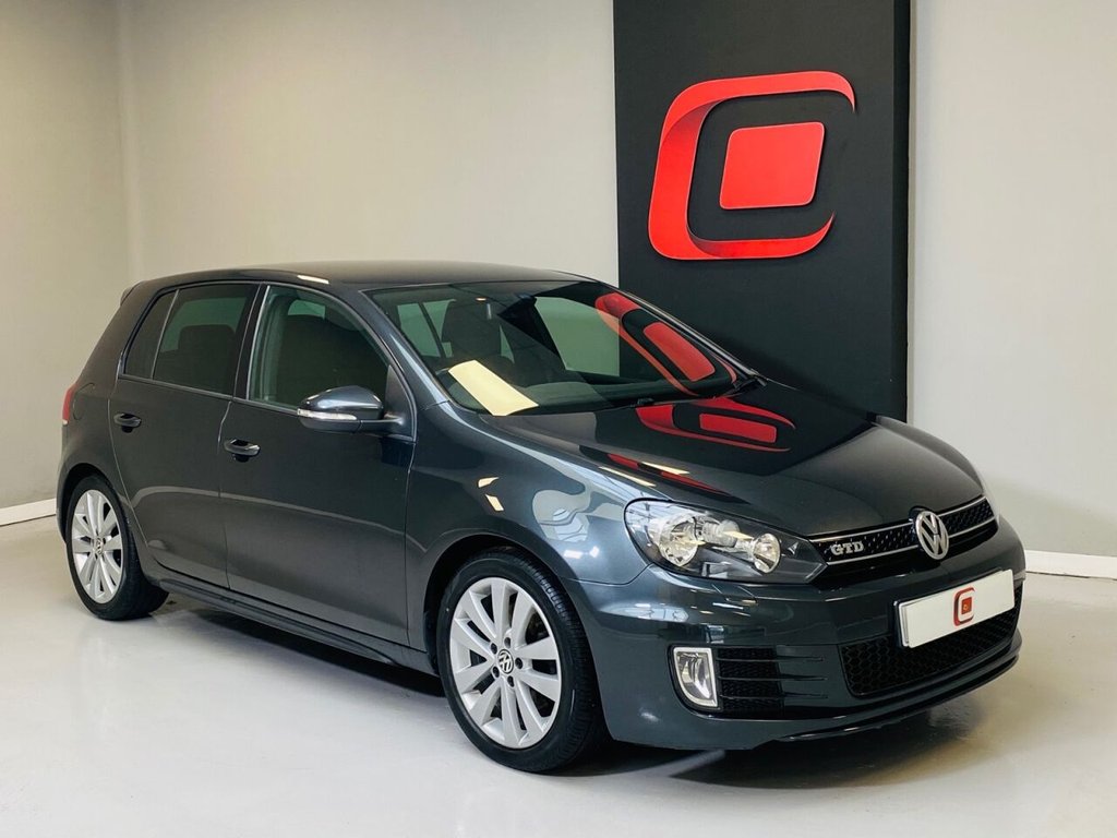 View our VOLKSWAGEN GOLF