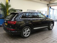 USED 2017 67 AUDI Q7 3.0 TDI QUATTRO S LINE 5d 215 BHP 7 SEATS SAT NAV STUNNING SUV