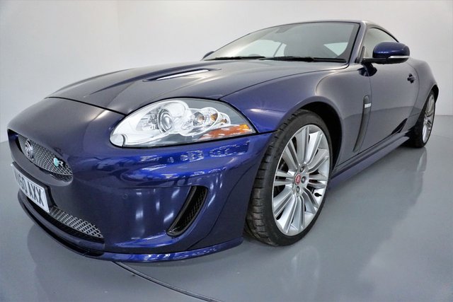 2011 60 Jaguar Xk 5.0 XKR 2d 510 BHP, REGISTERED JAN 2011-SATNAV-ELECTRIC MEMORY SEATS-BOWERS AND WILKINS SOUND SYSTEM-SPECTRUM BLUE METALLIC-HEATED BLACK LEATHER-CLIMATE CONTROL-CRUISE CONTROL-BLUETOOTH-A REAL ONE OFF EXAMPLE NOT TO BE MISSED