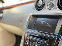 USED 2014 64 JAGUAR XJ 3.0 D V6 PORTFOLIO 4d 275 BHP AUTO Premium Edition