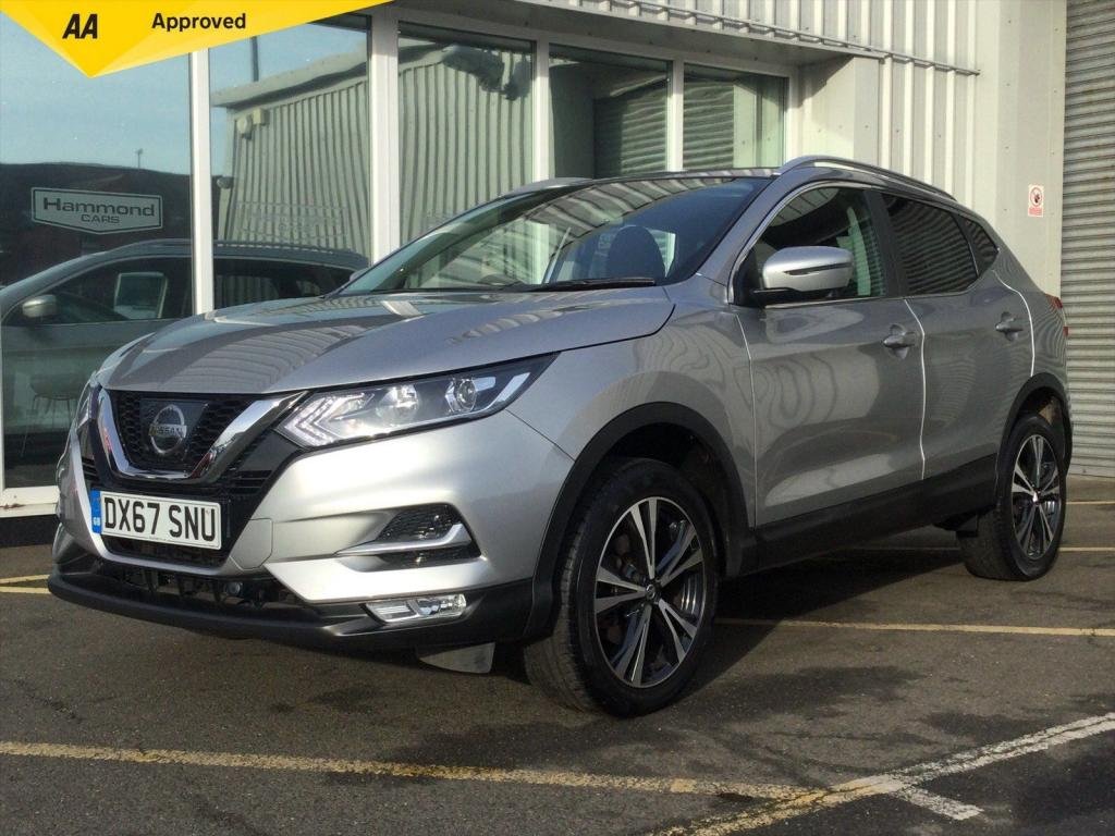 View our NISSAN QASHQAI