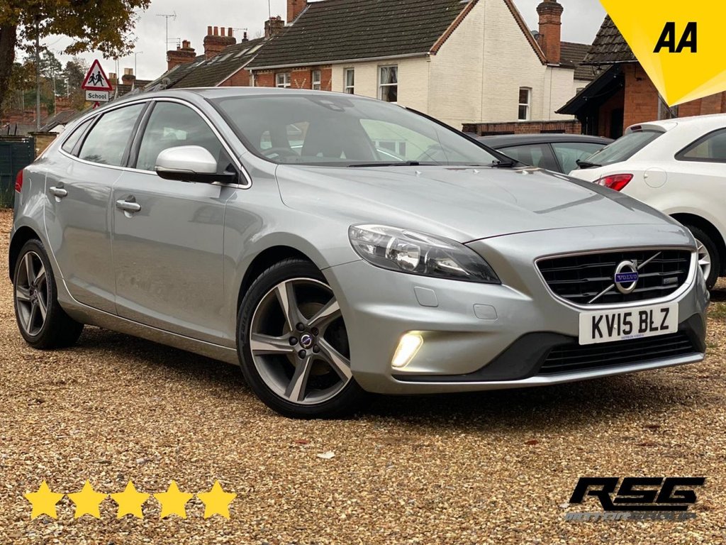 View our VOLVO V40