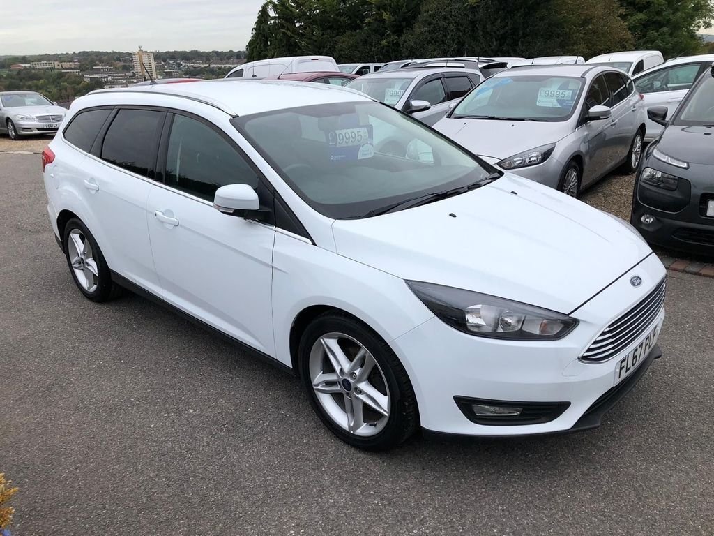 View our FORD FOCUS