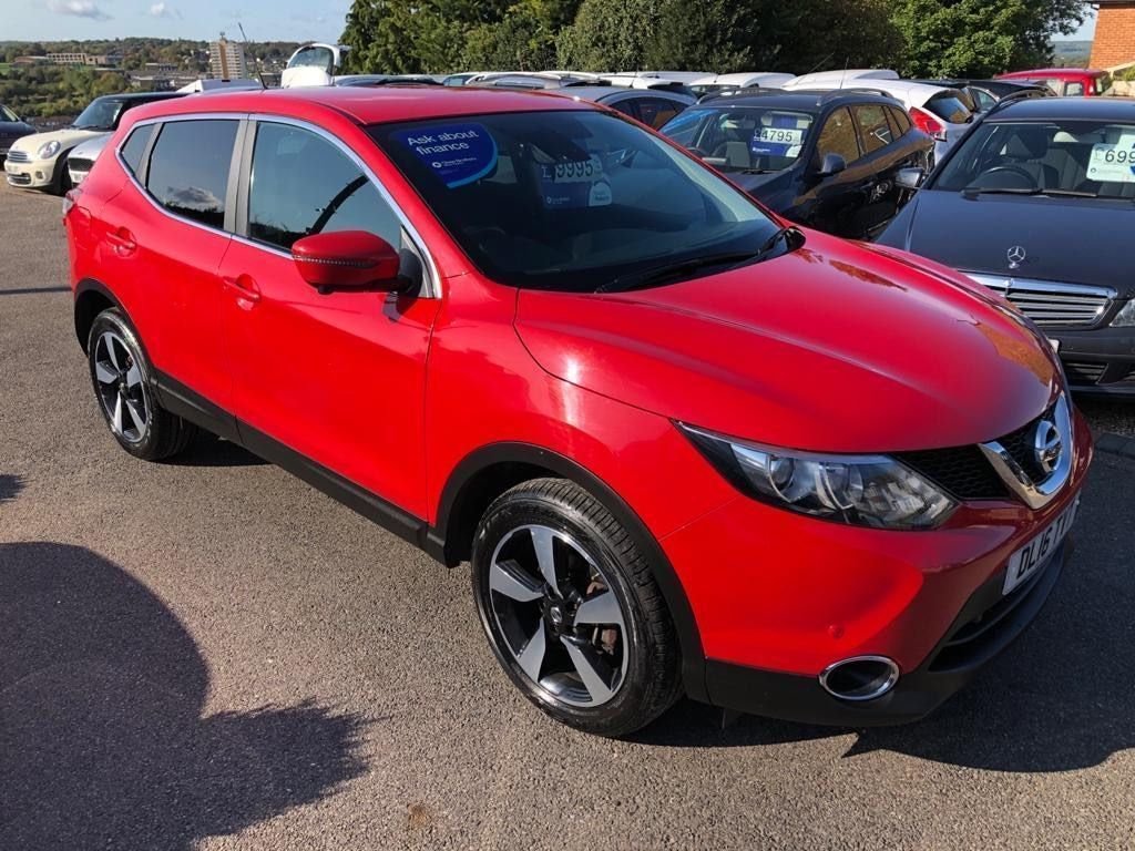 View our NISSAN QASHQAI