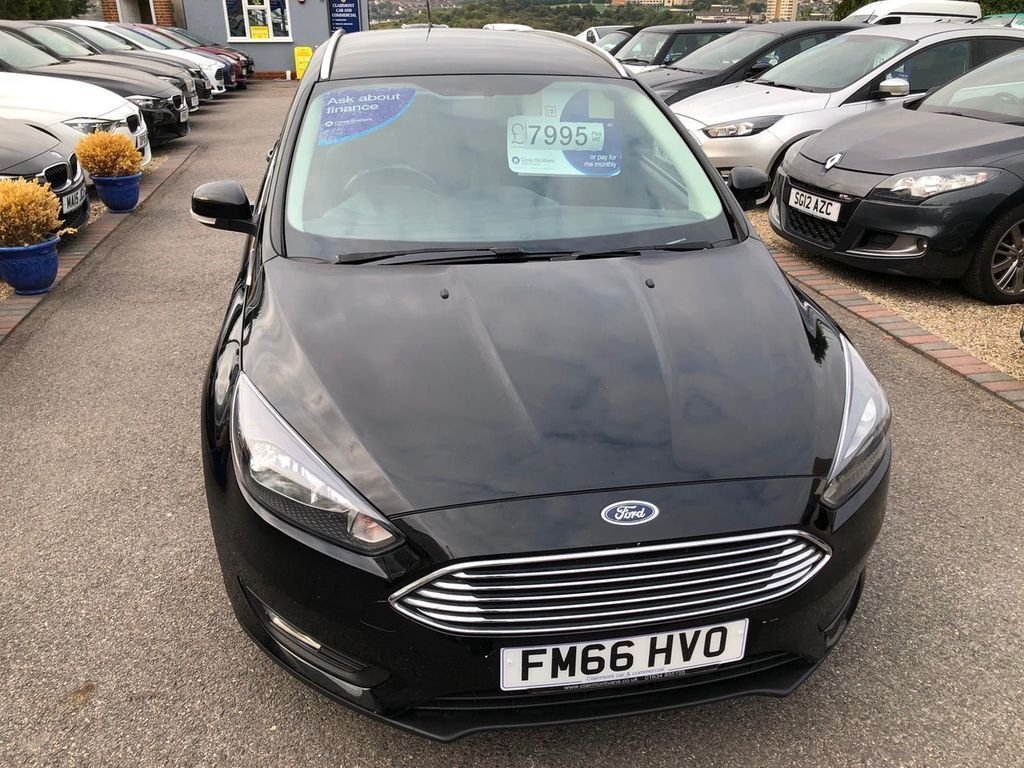 View our FORD FOCUS