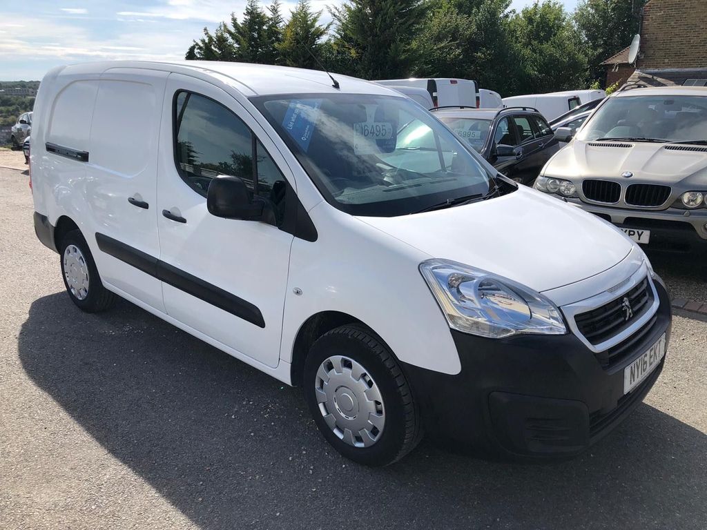 View our PEUGEOT PARTNER