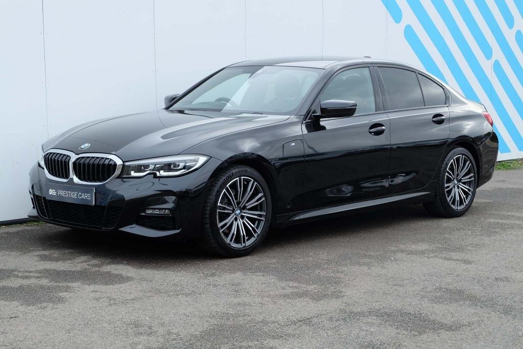 View our BMW 3 SERIES