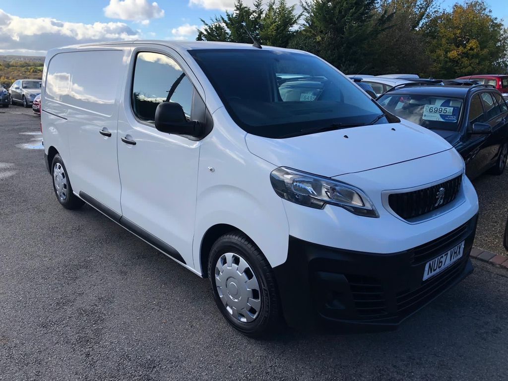 View our PEUGEOT EXPERT