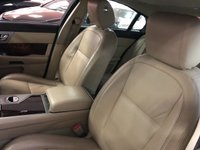 USED 2011 11 JAGUAR XF 3.0 V6 PREMIUM LUXURY 4d 240 BHP * NAV * 19 INCH ALLOYS * CLIMATE * PADDLE SHIFT * CRUISE CONTROL *