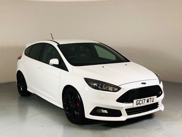 View our FORD FOCUS