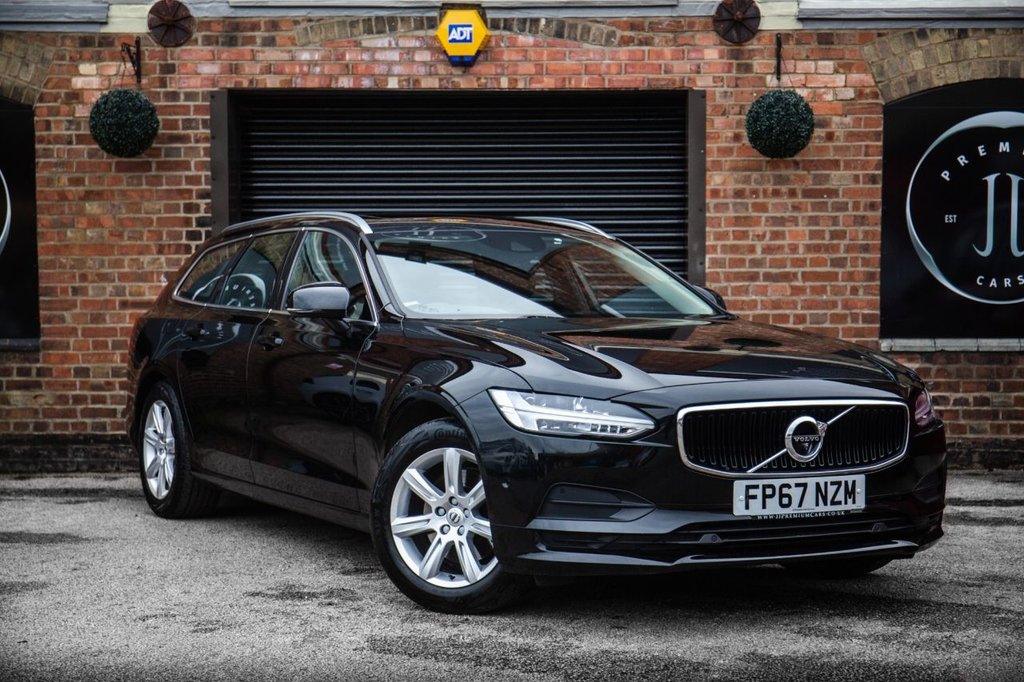 View our VOLVO V90