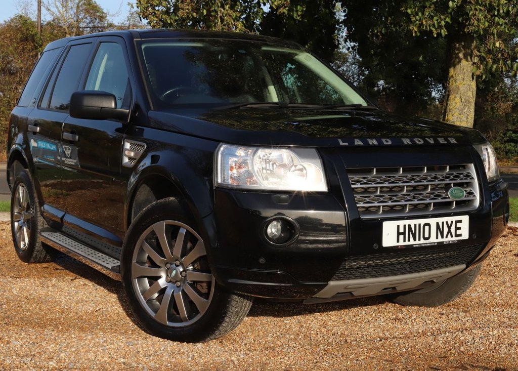View our LAND ROVER FREELANDER