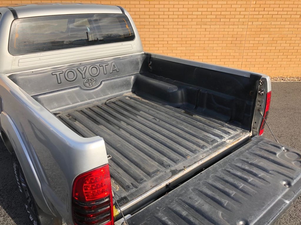 USED 2006 55 TOYOTA HI-LUX INVINCIBLE // PICK UP // SWB // 4X4 // DCP // 2.5L 103 BHP // PX swap 