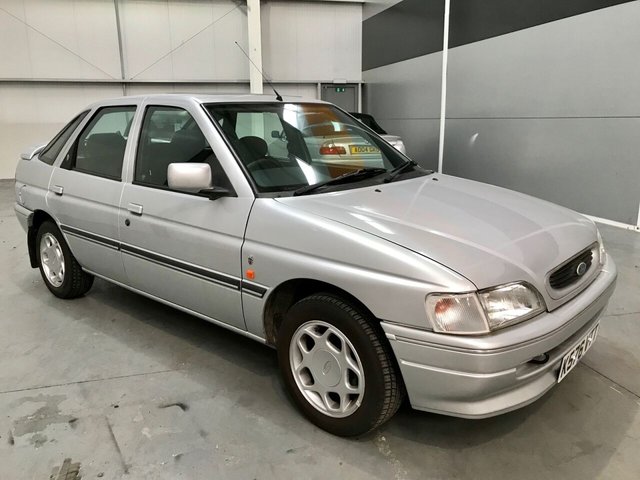 1993 K Ford Escort 1.8i 16v GHIA 5d 