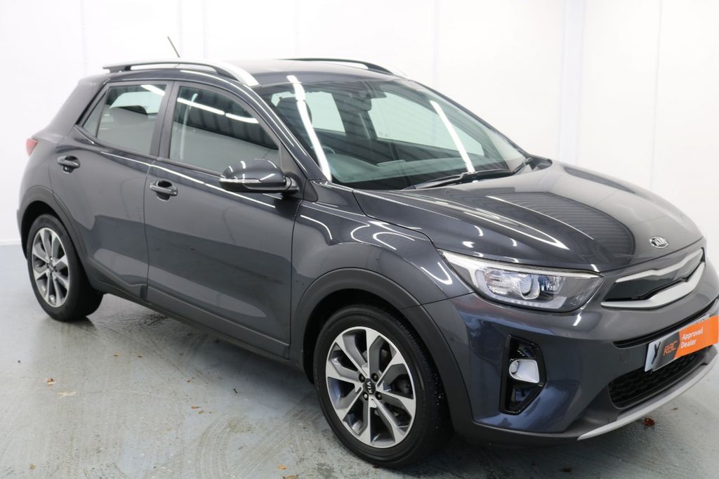 View our KIA STONIC