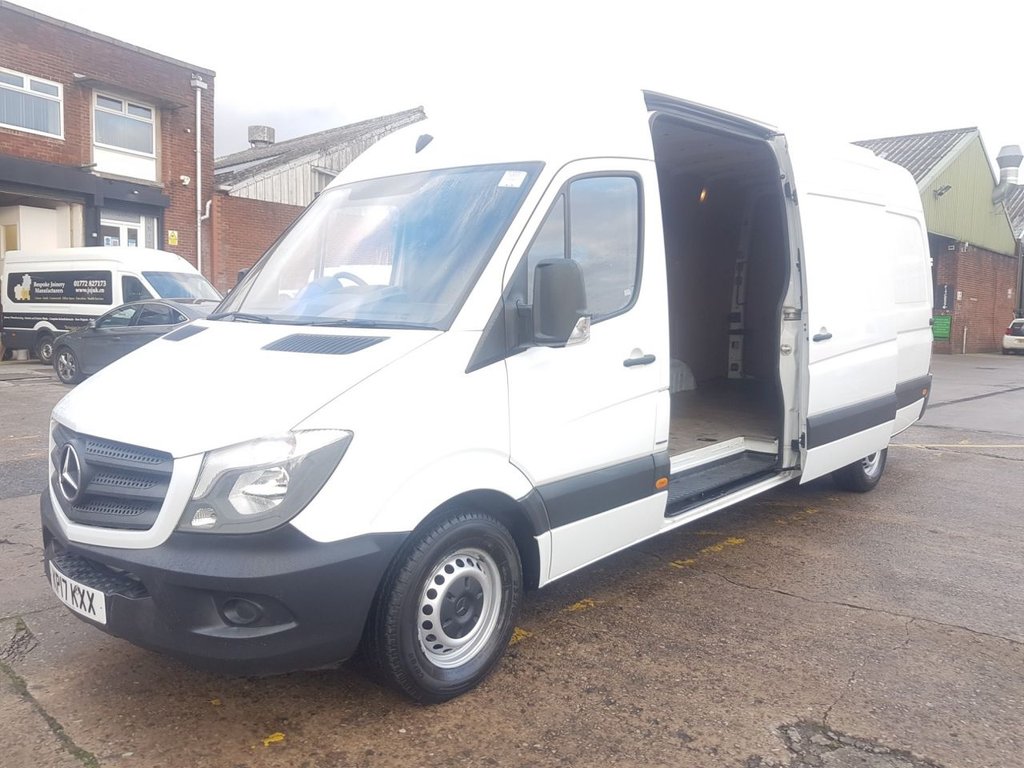 View our MERCEDES-BENZ SPRINTER