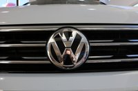 USED 2019 19 VOLKSWAGEN TIGUAN 2.0 R-LINE TECH TDI 4MOTION DSG 5d 148 BHP 