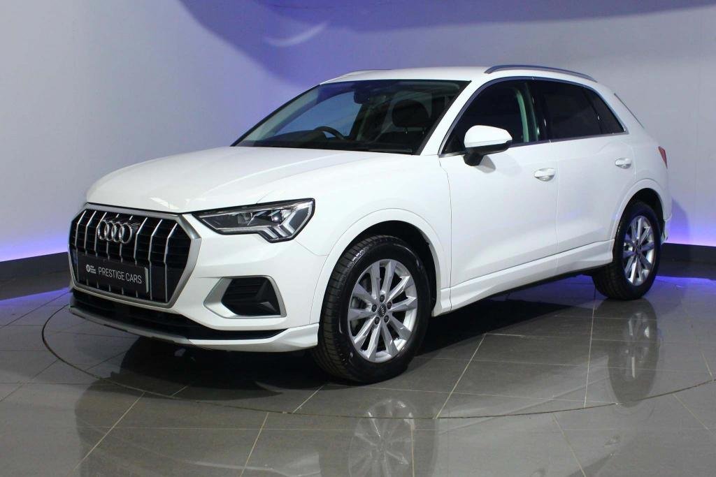 View our AUDI Q3