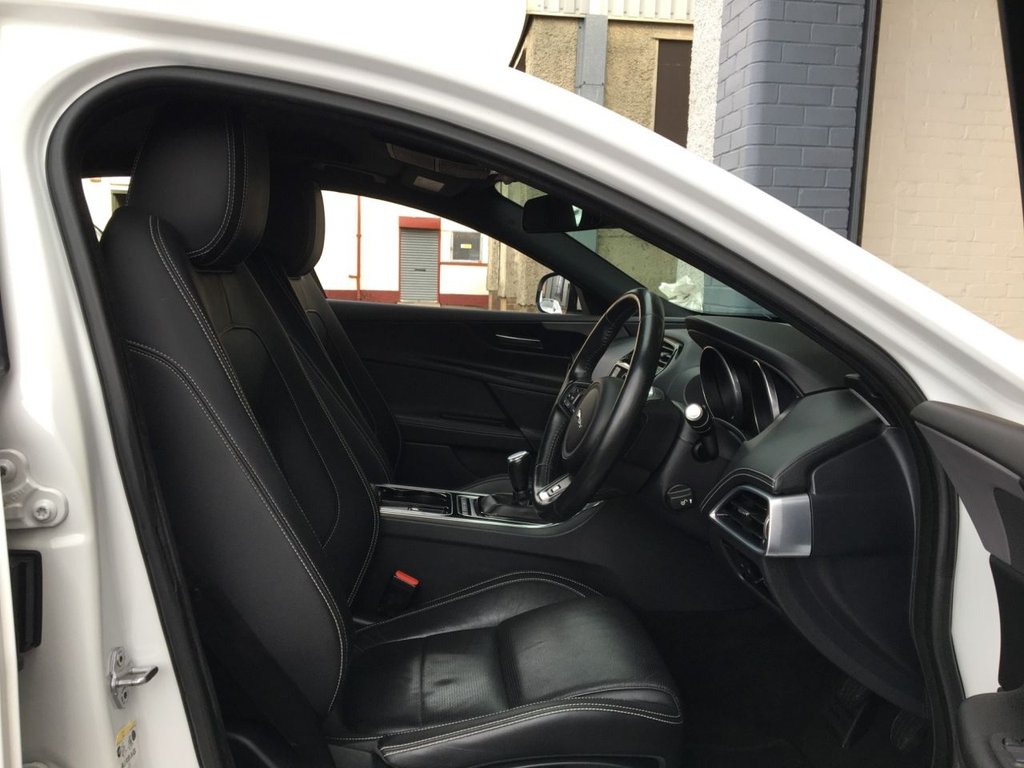 USED 2016 66 JAGUAR XE 2.0 R-SPORT 4d 178 BHP FINANCE AVAILABLE