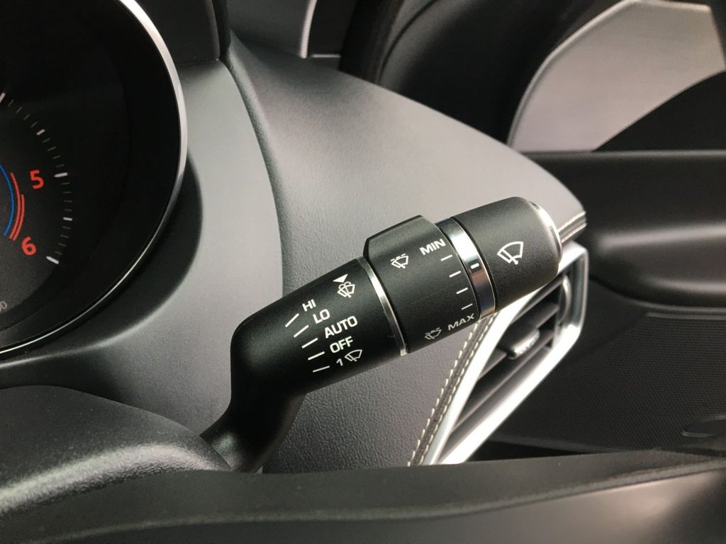 USED 2016 66 JAGUAR XE 2.0 R-SPORT 4d 178 BHP FINANCE AVAILABLE