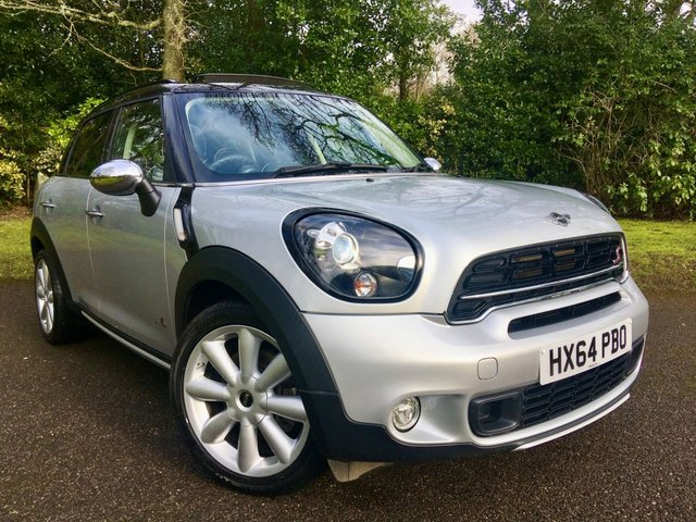 2014 64 MINI Countryman 1.6 COOPER S ALL4 5d AUTO 184 BHP SATNAV/ PAN ROOF/FULL LEATHER/HEATED SEATS/CHILLI AND MEDIA PACK/REAR PARK SENSORS//RUNFLATS//FULL MINI HISTORY