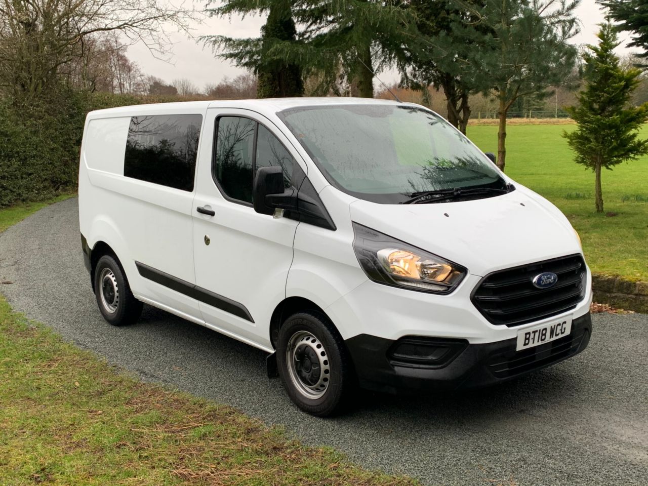 ford transit custom 300 base
