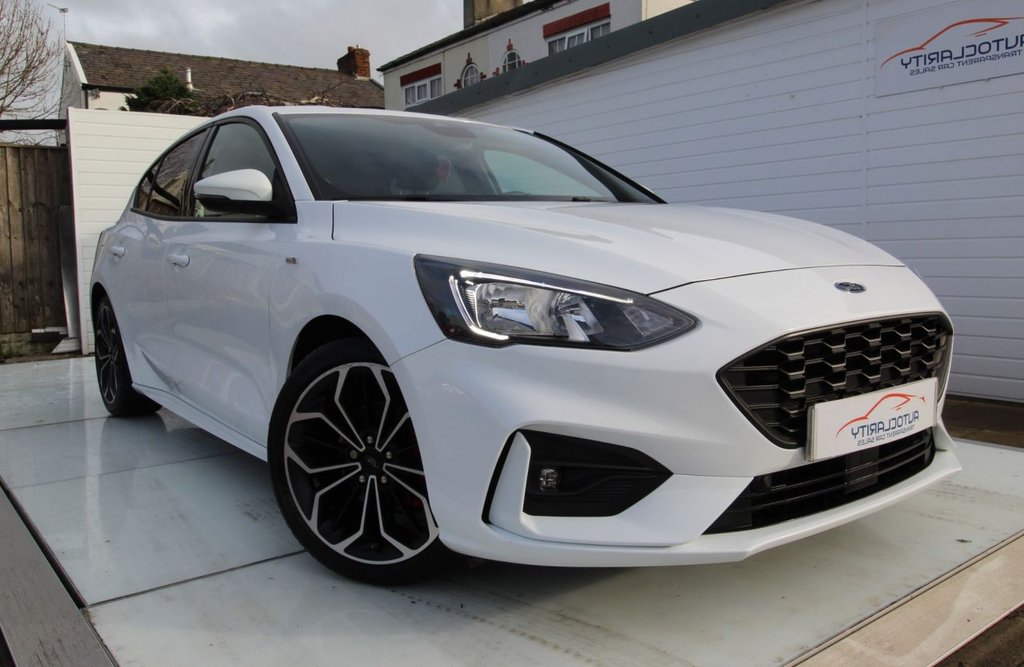 View our FORD FOCUS