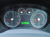 USED 2005 05 FORD FOCUS 1.6 GHIA 16V 5d 116 BHP www.suffolkcarcentre.co.uk - Located at Ilketshall