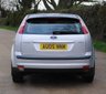 USED 2005 05 FORD FOCUS 1.6 GHIA 16V 5d 116 BHP www.suffolkcarcentre.co.uk - Located at Ilketshall