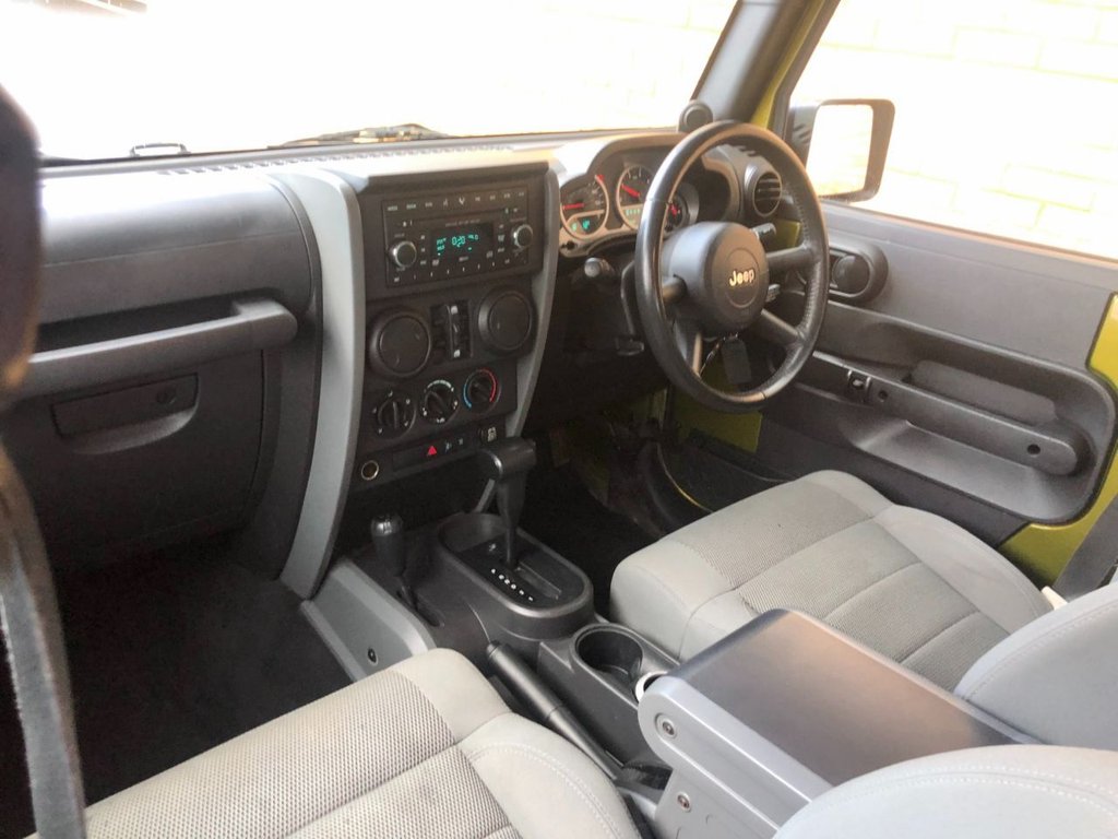 USED 2007 05 JEEP WRANGLER SAHARA UNLIMITED // 4x4 // 4d // 2.8L 175 BHP // px swap 