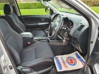 USED 2015 15 TOYOTA HI-LUX 3.0 INVINCIBLE 4X4 D-4D DCB 169 BHP CRUISE CONTROL + BULL BARS + TOWBAR